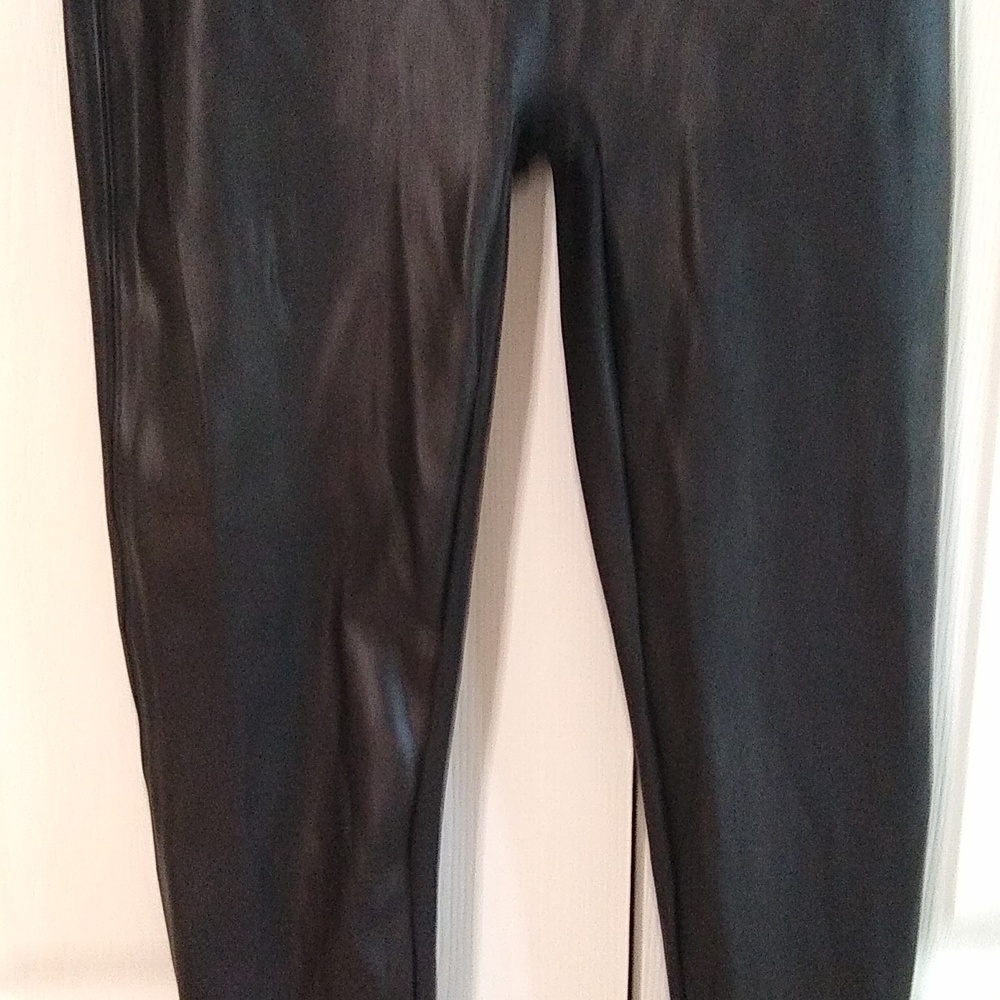 SPANX Faux leather leggings size Large - Picture 4 of 9